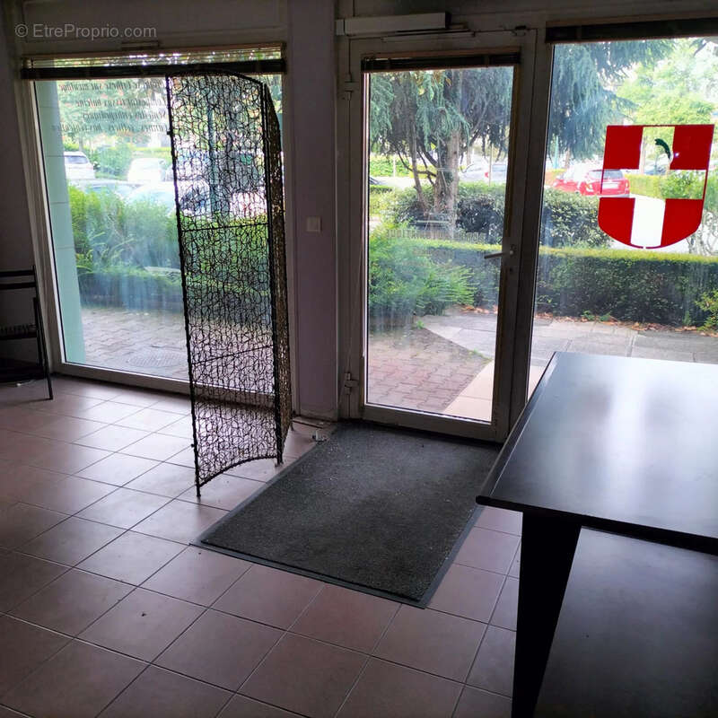 Commerce à THONON-LES-BAINS