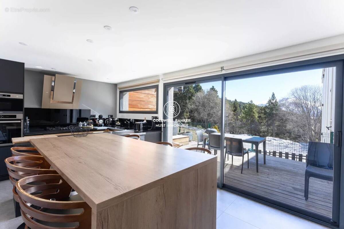 Appartement à FONT-ROMEU-ODEILLO-VIA