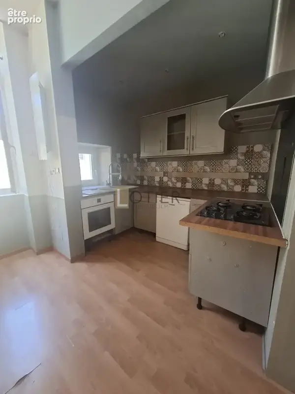 À vendre   maison de village d’environ 190 m2 avec extérieur   centre historique de villeneuve-lès-béziers - photo 5