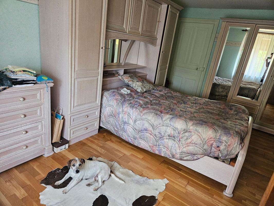 CORCIEUX - Une grande maison familiale au coeur des Vosges, avec jardin, garages et toutes les commodités à pied - photo 11