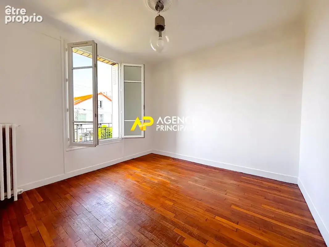 Sartrouville - La Croix Blanche - Maison 6 pièces 115 m² avec garage - photo 9