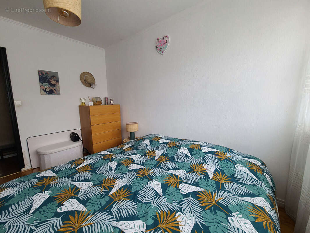 Appartement à FONTENAY-LE-FLEURY