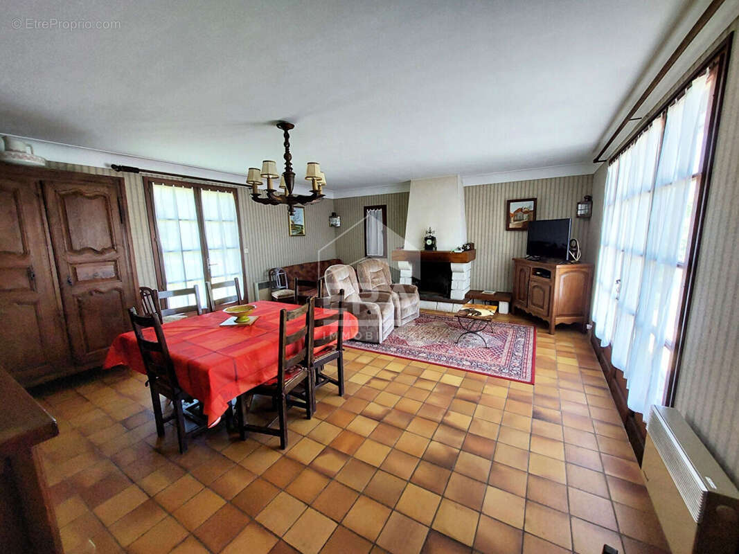 Maison à SAINT-PALAIS-SUR-MER