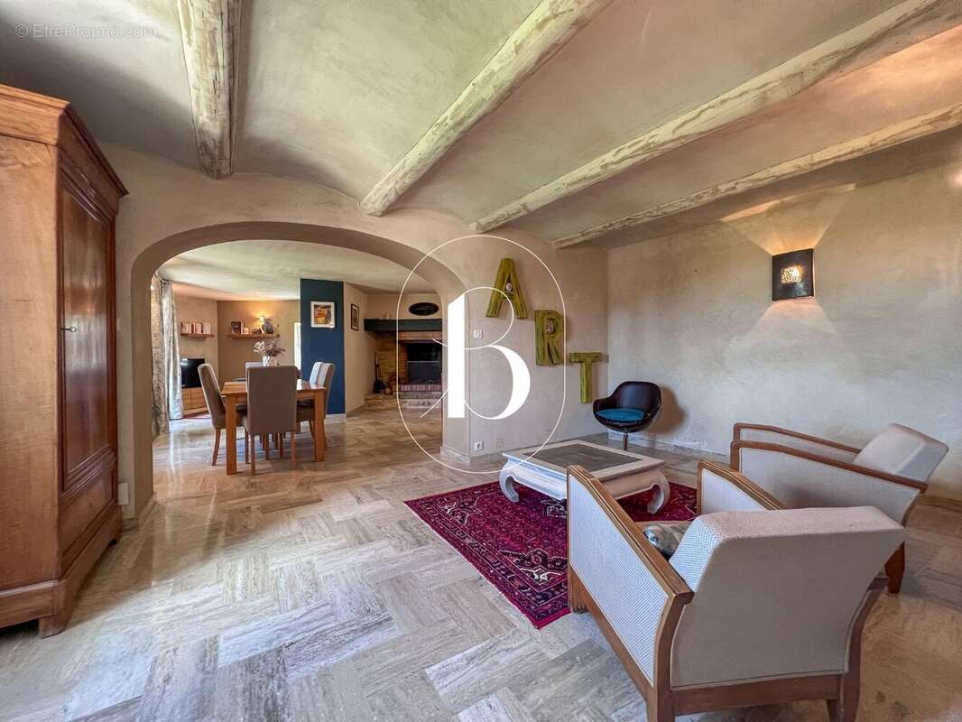 Maison 185 m² à Goudargues  - photo 13