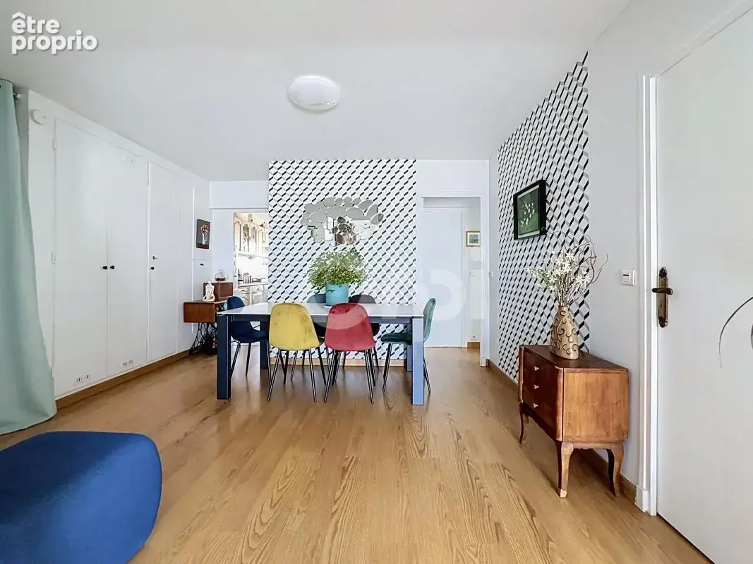 RER A et bois - 3 pièces 80m² avec terrasse plein sud - vue panoramique - photo 8