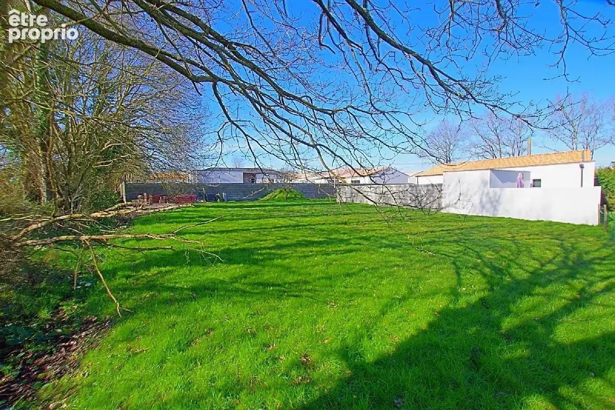 Terrain 697 m² à Sainte-Foy  - photo 4