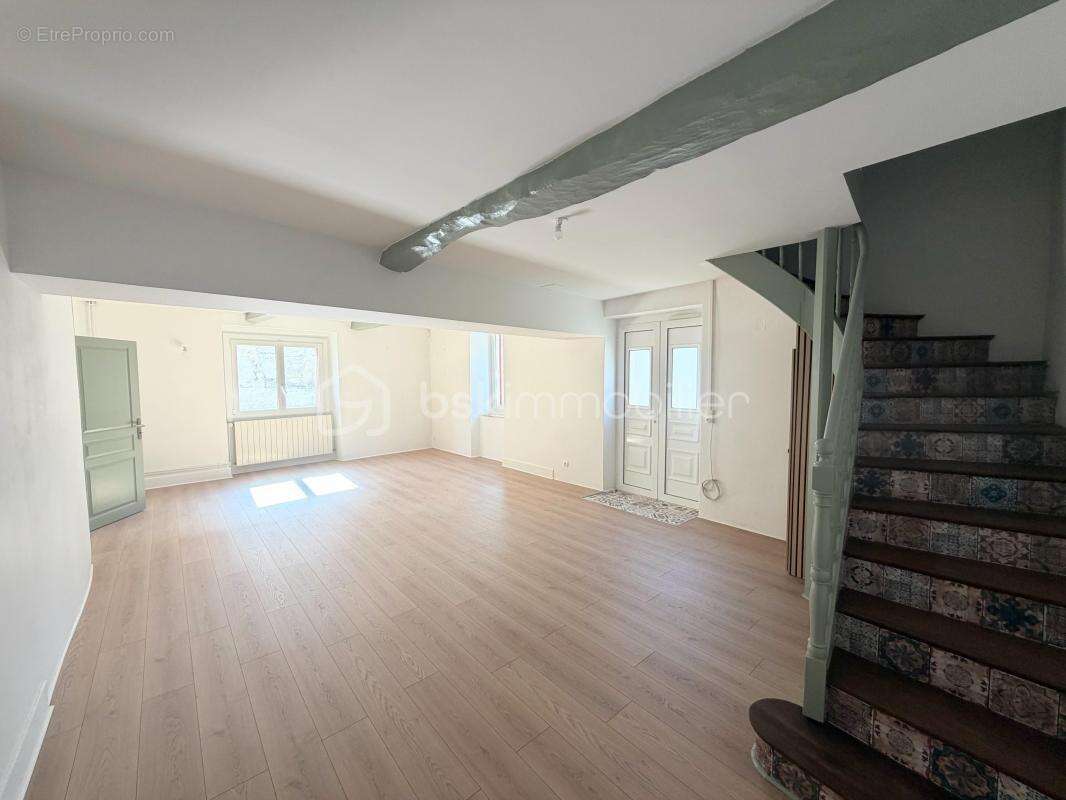 Belle maison entièrement rénovée au goût du jour - photo 8