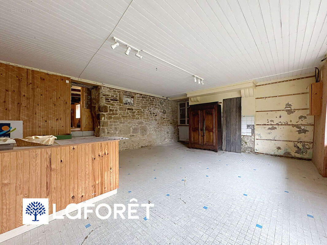 Maison à KERNASCLEDEN