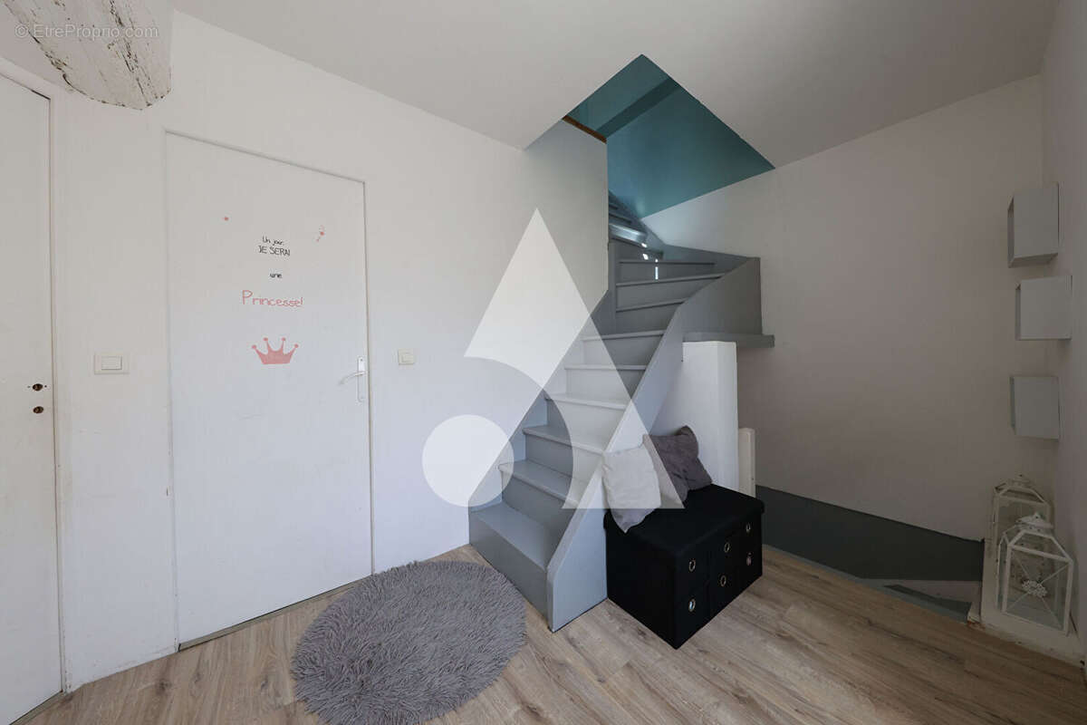 Maison à CORBEIL-ESSONNES