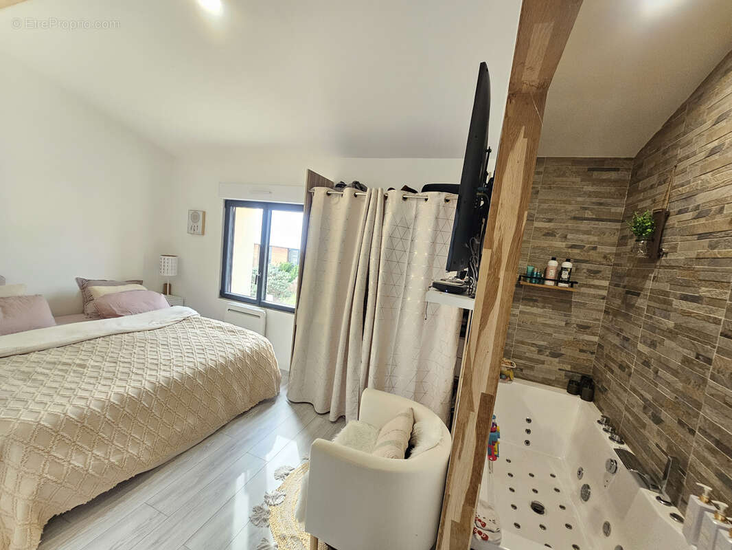 Maison à CASTELNAU-DE-MEDOC