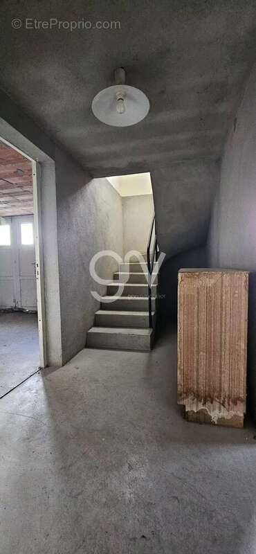 Maison à LAFEUILLADE-EN-VEZIE