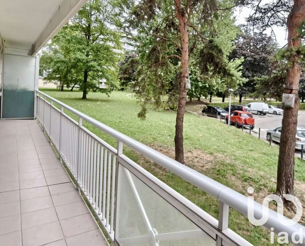 Photo 9 - Appartement à SAINT-MARTIN-D'HERES