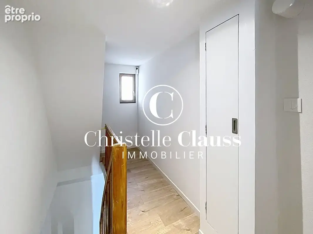 Maison 94 m² rénovée - Centre-ville Obernai - Studio + duplex - Cour + garage - photo 9