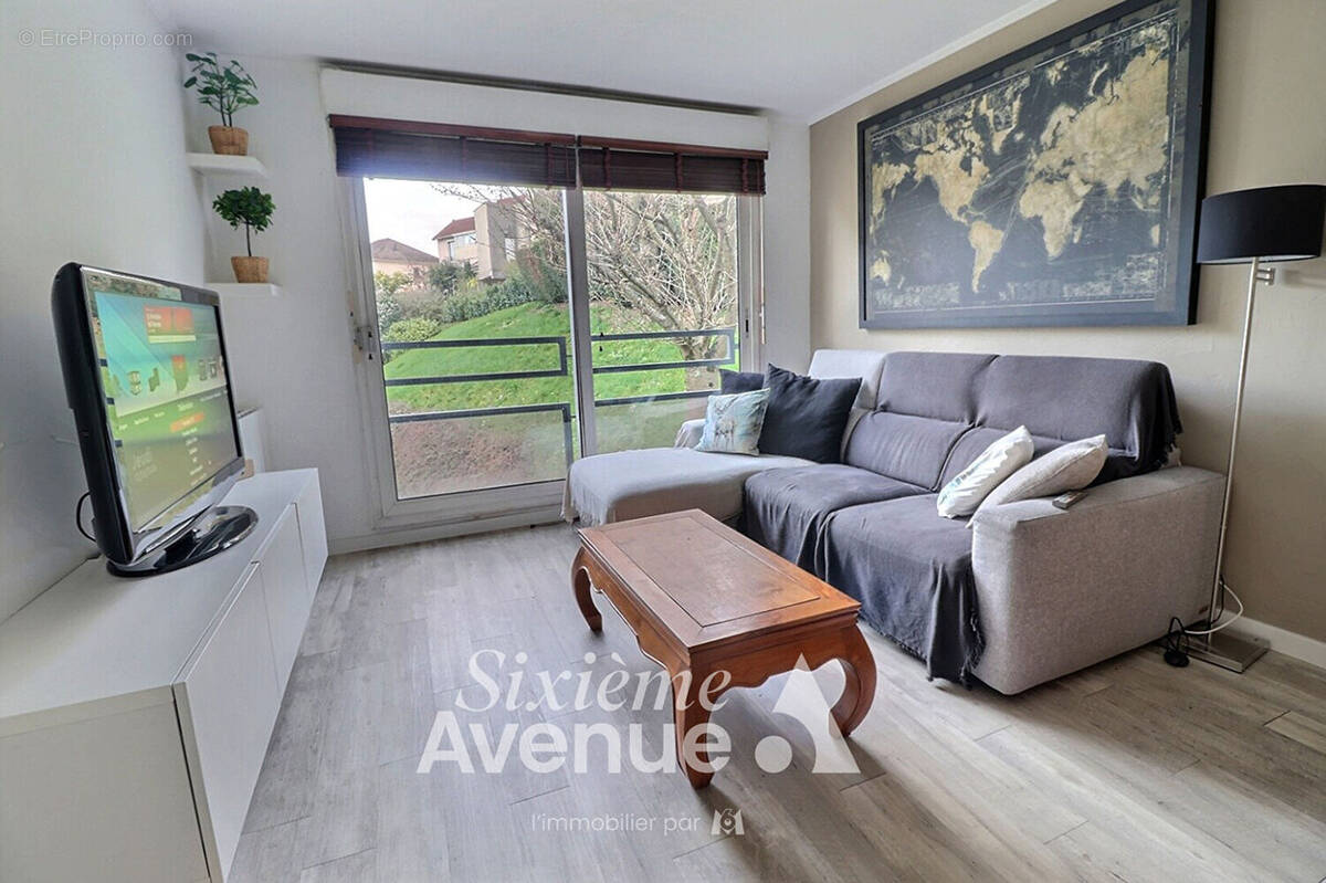 Appartement à CHAVILLE