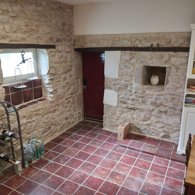 Maison à ECHASSIERES