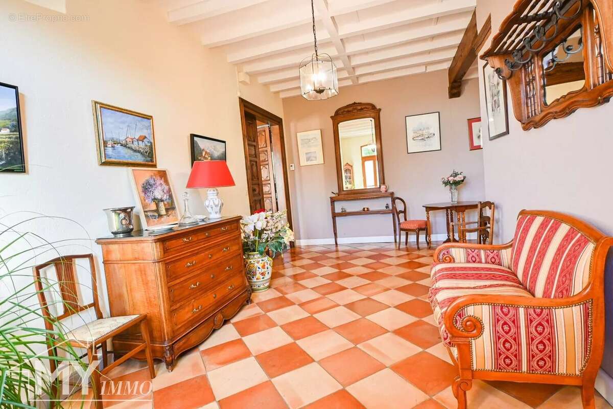 Maison à FOUGUEYROLLES