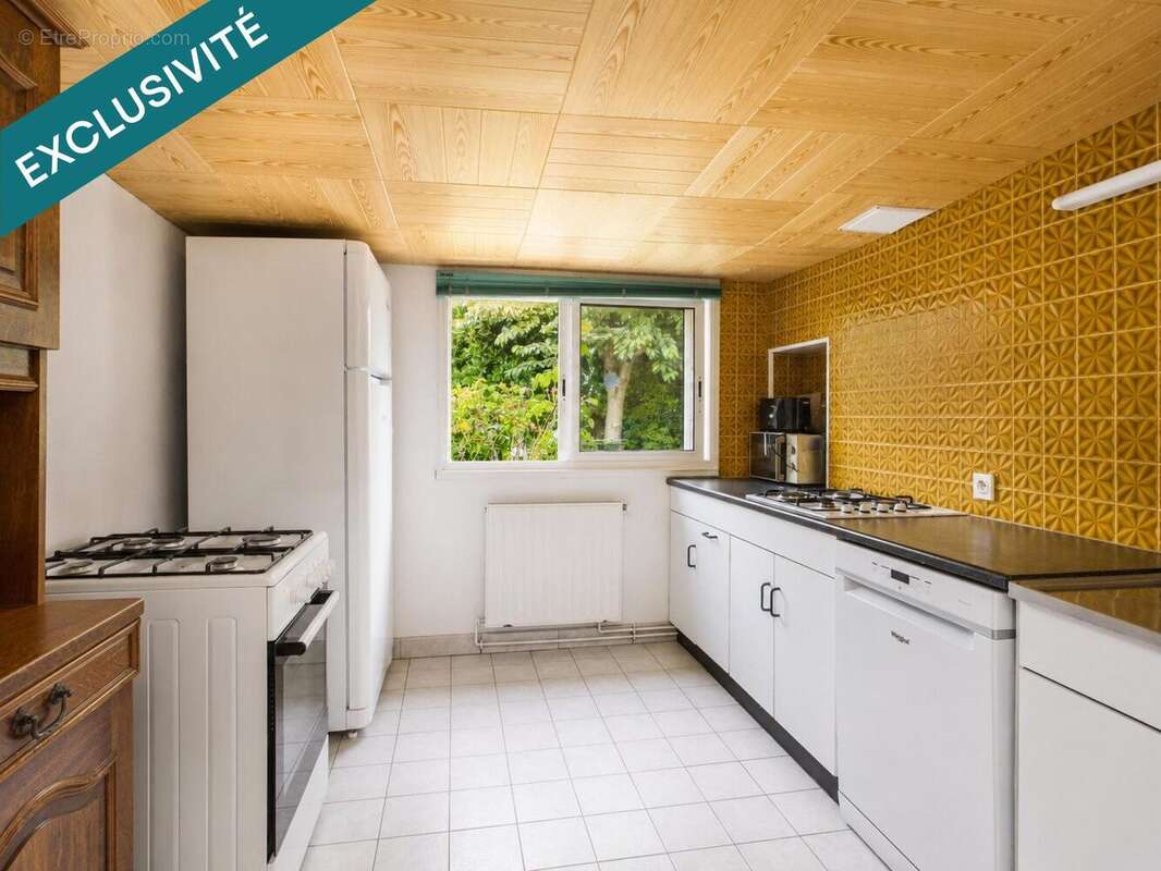 Maison 105 m² à Saint-Pol-De-Leon  - photo 3