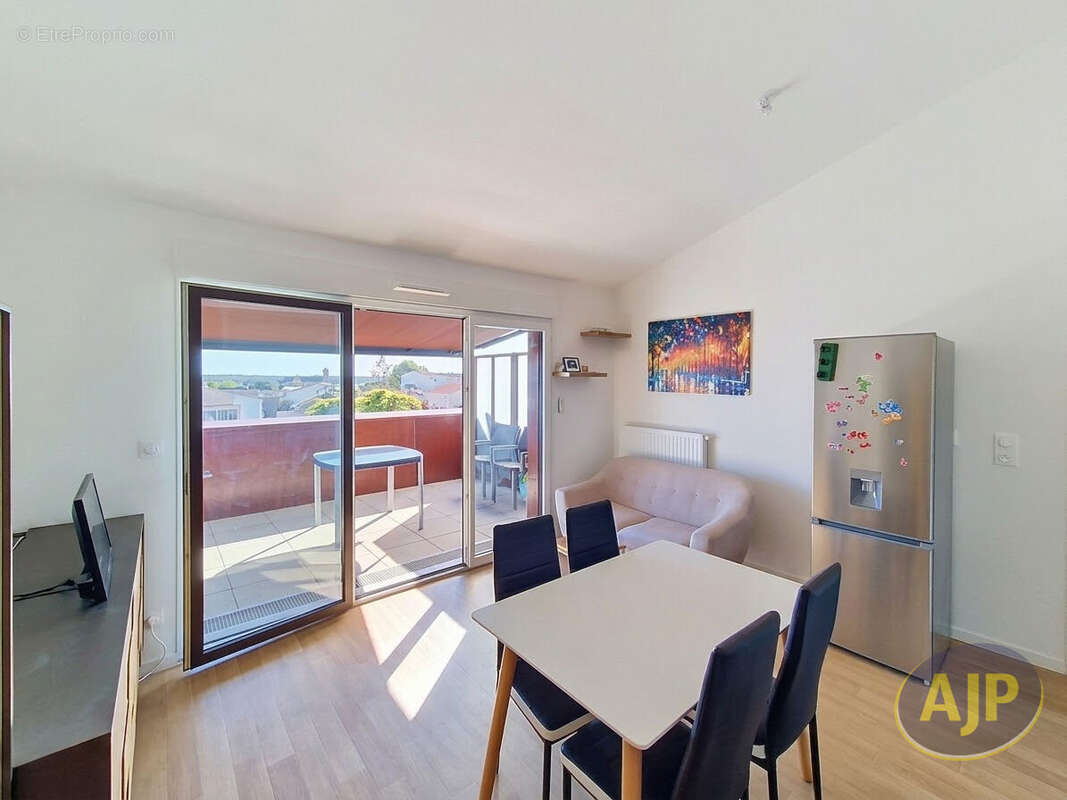 Appartement Montaigu Vendee 2 pièce(s) 41.5 m2 - photo 5
