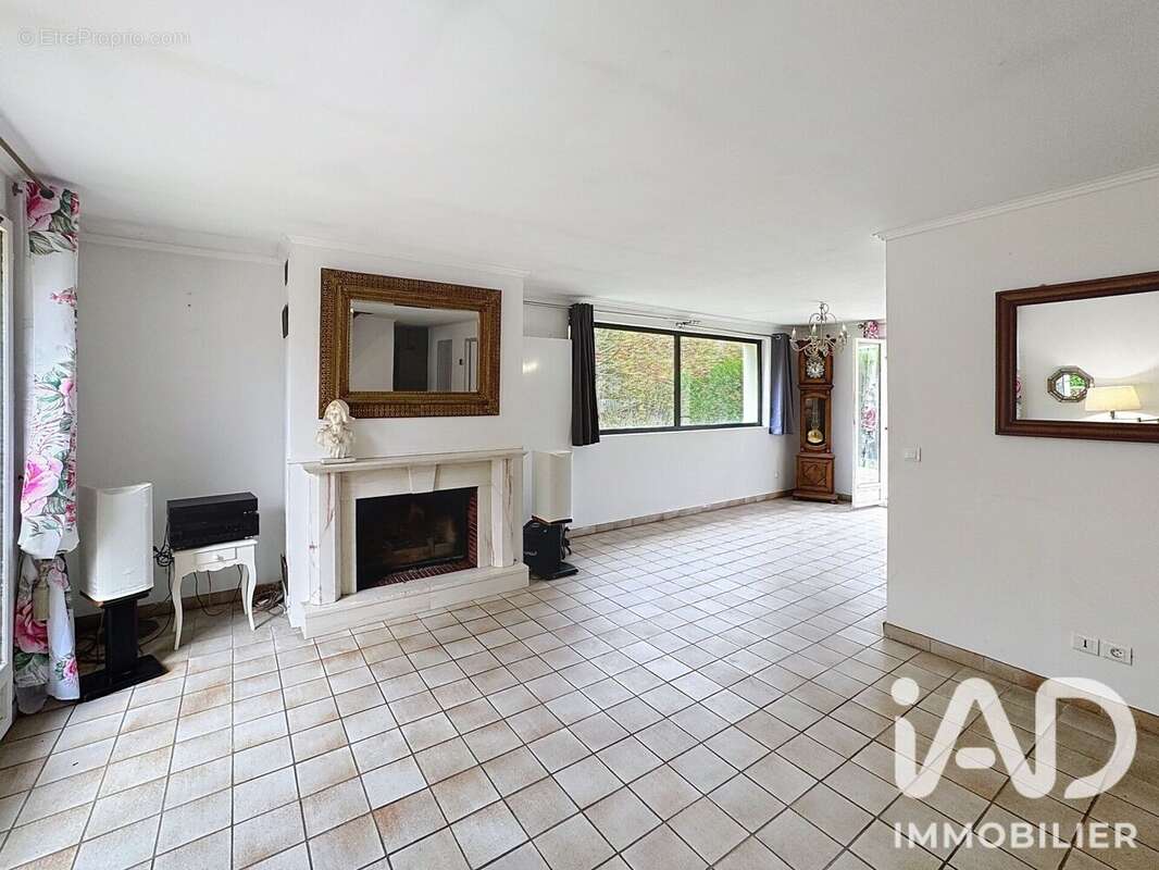 Maison 134 m² à Egly  - photo 4