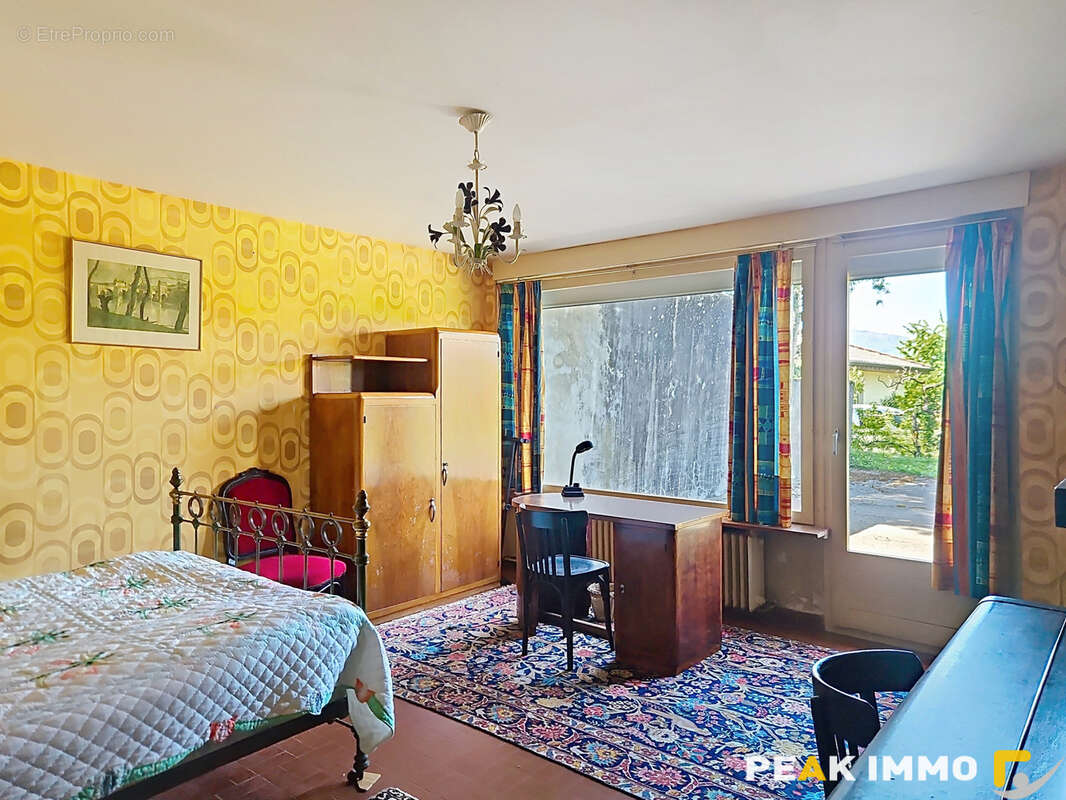 Maison à CRANVES-SALES
