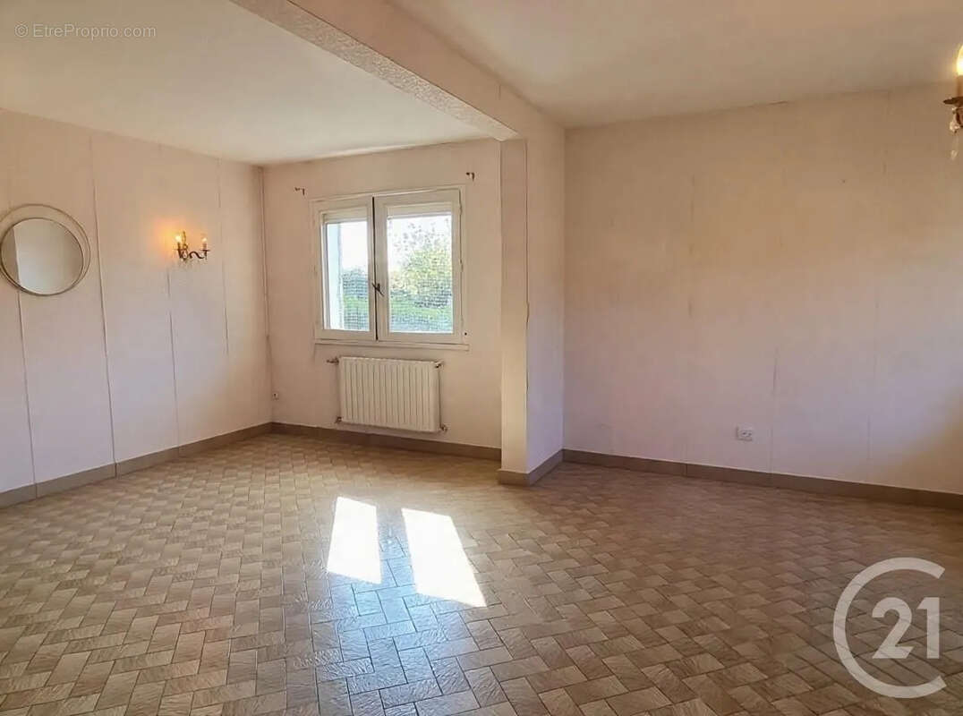 Maison 150 m² à Jalognes  - photo 3