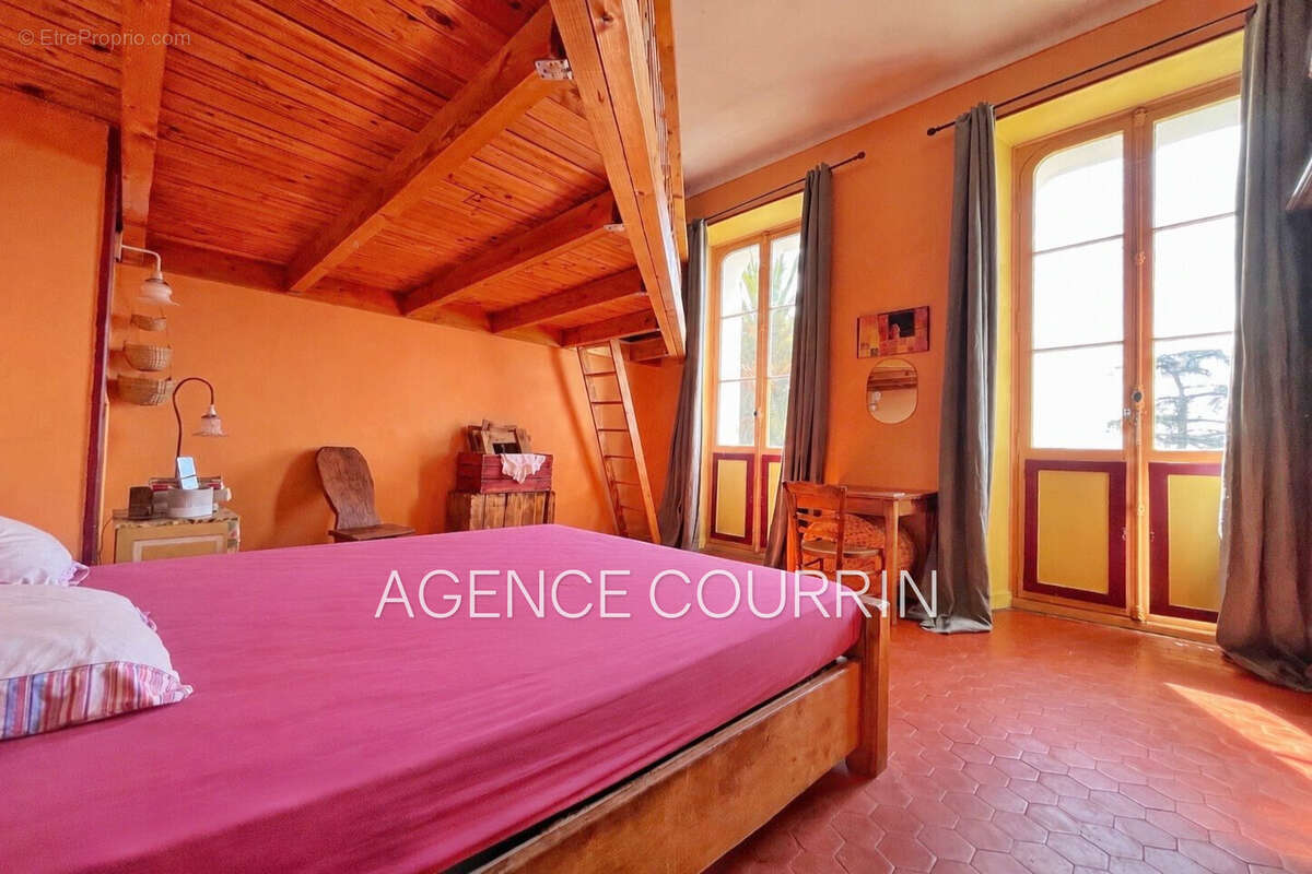 Appartement à GRASSE