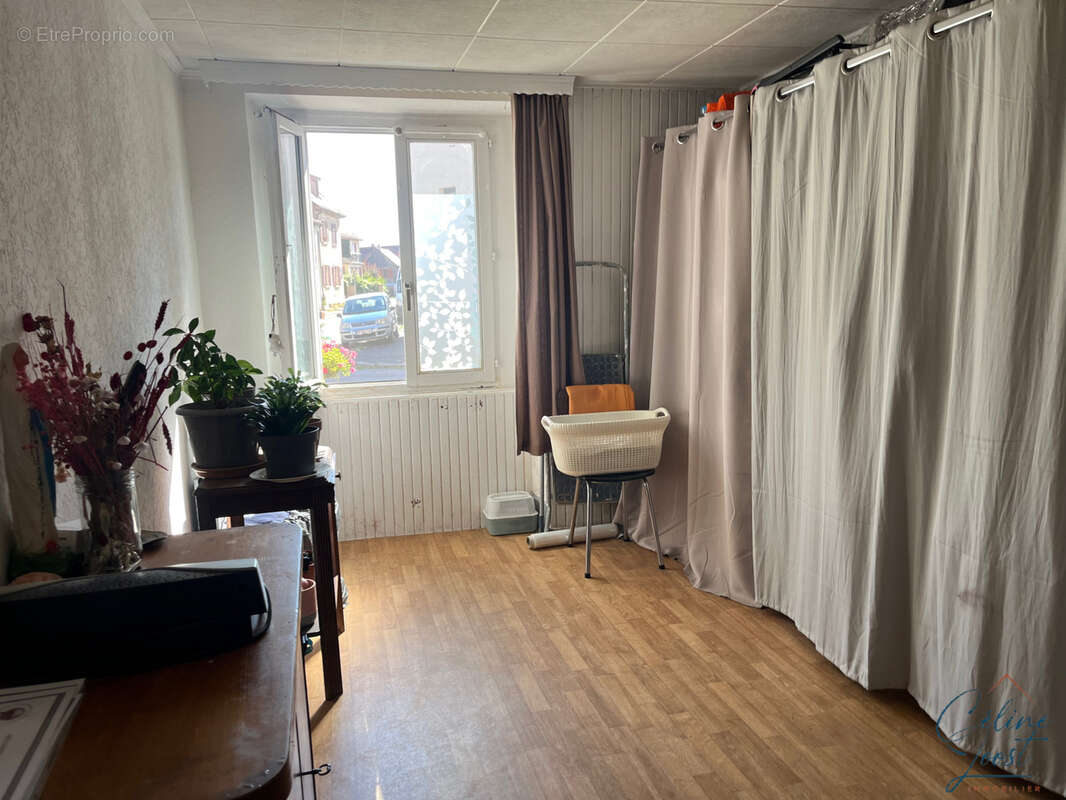 EXCLUSIF ! Immeuble investisseur composé de 3 appartements loués. - photo 17