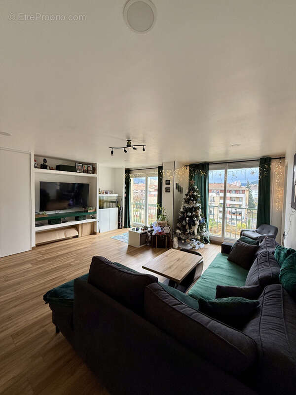 Appartement à AUBAGNE