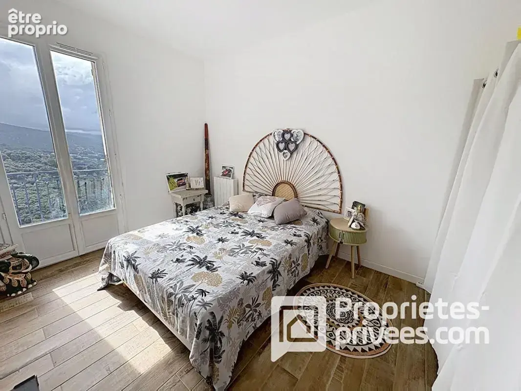 Maison totalement rénovée de 100 m² à Sari d'Orcino - photo 8