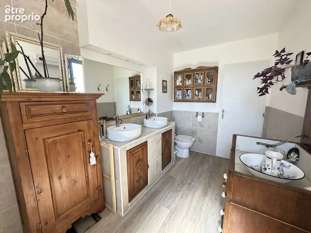 Exclusivité - Carcès - Villa de type 4 + véranda sur 759 2 avec piscine. - photo 14