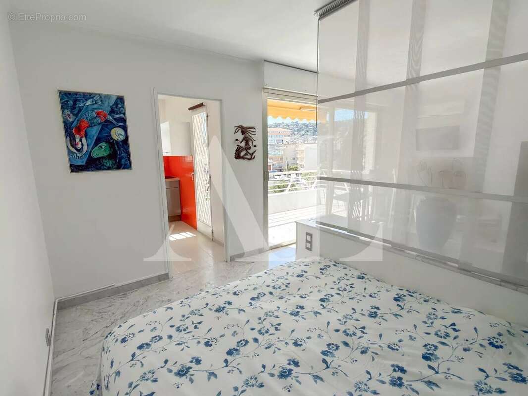 Appartement à VALLAURIS