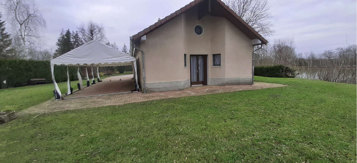 Terrain à LONGUYON