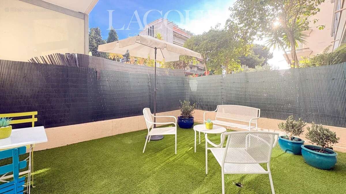 Appartement à CANNES