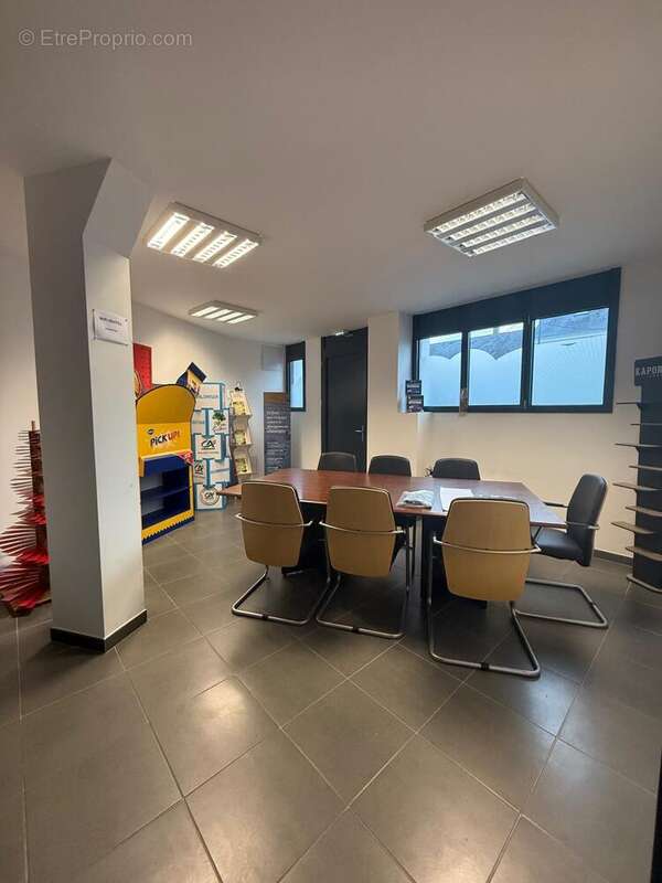 Photo 5 - Commerce à ANGERS