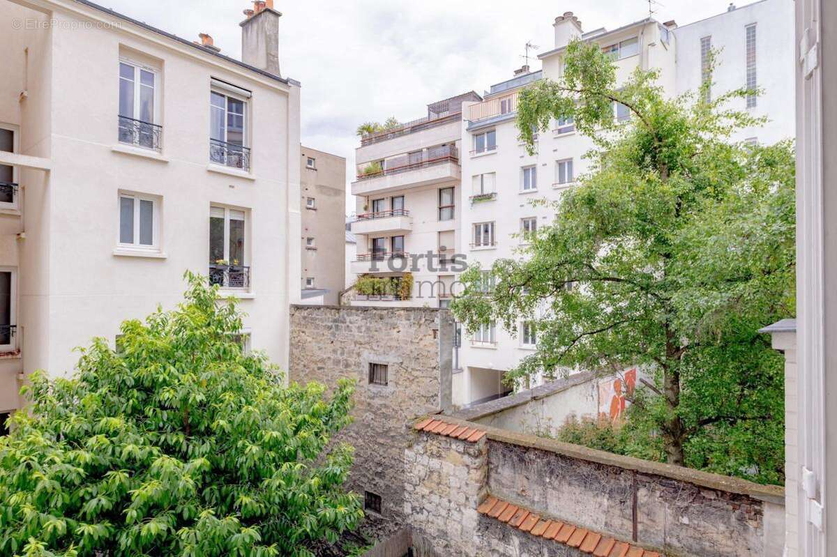 Appartement à LEVALLOIS-PERRET
