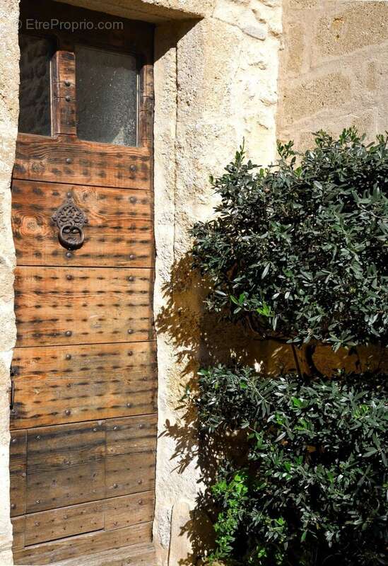 Maison à UZES