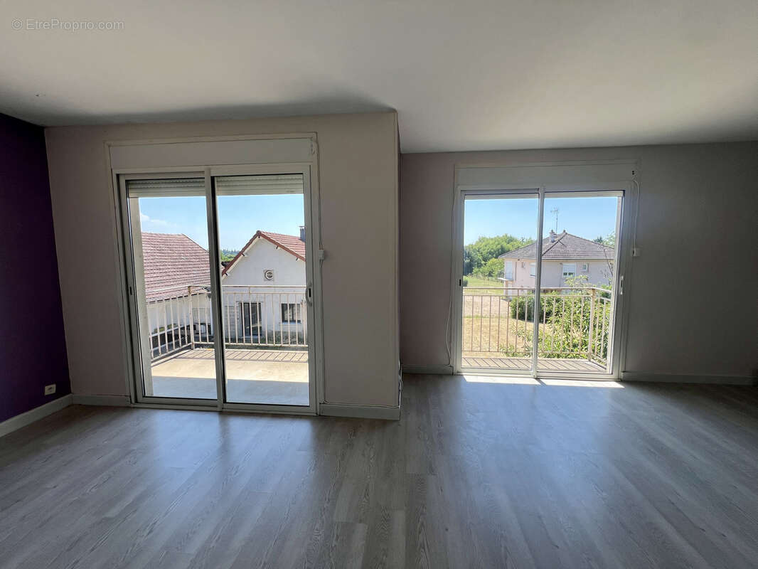 Appartement lumineux de 70 m2 avec balcon et parking - photo 5