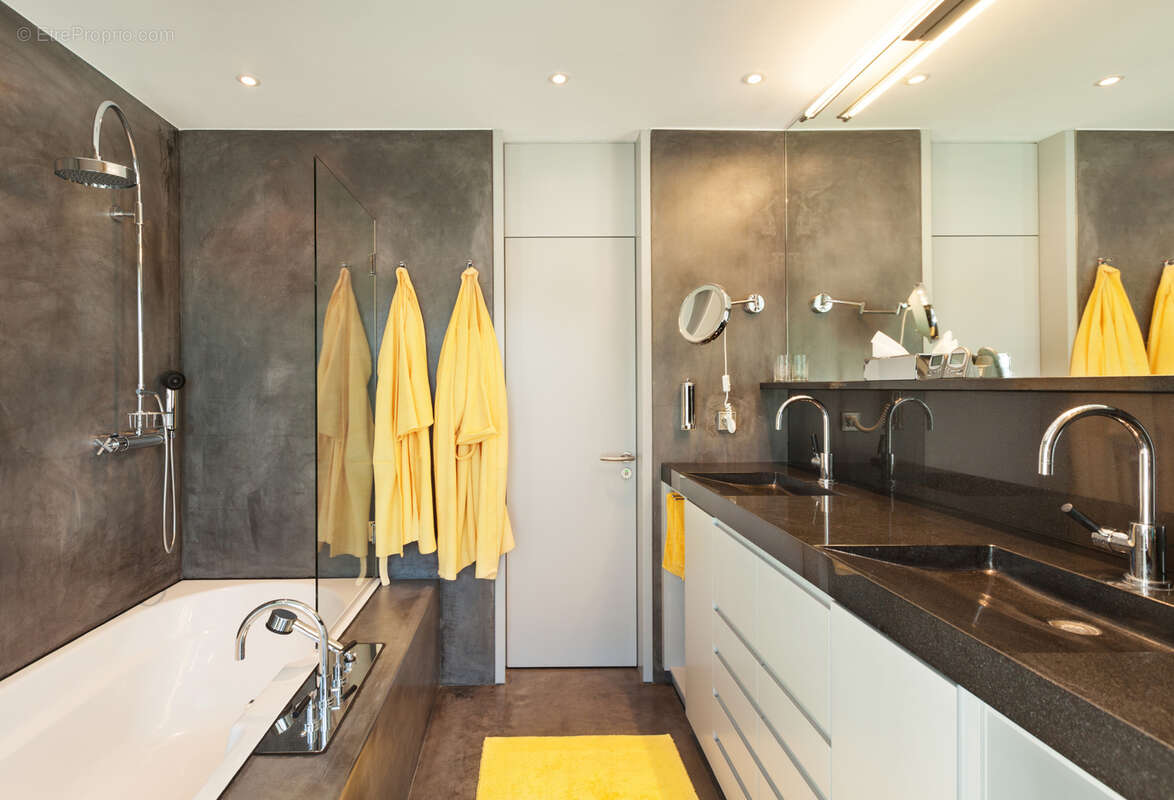 Appartement à MARSEILLE-10E