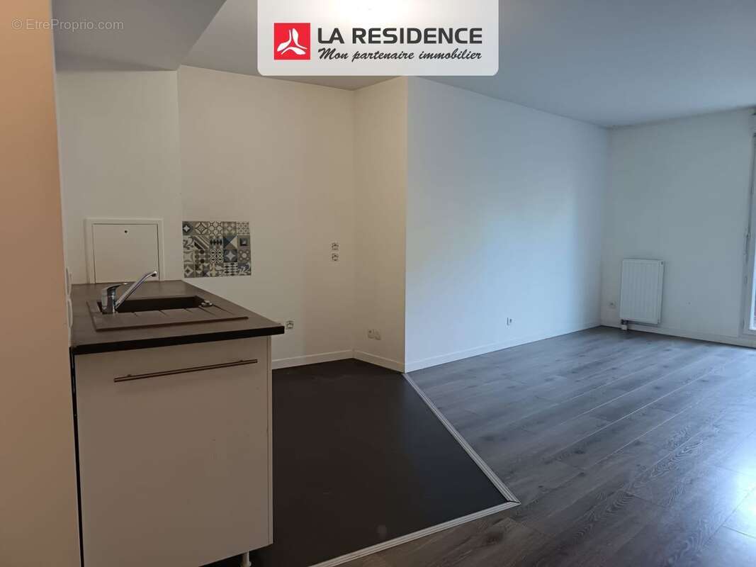 Appartement à MONTIGNY-LE-BRETONNEUX