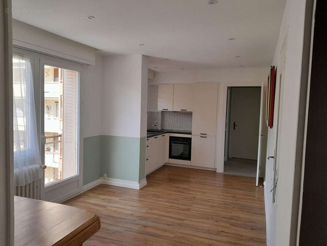 Appartement à AIX-LES-BAINS