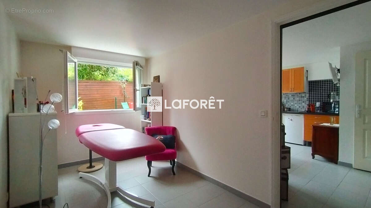 Appartement à FONTENAY-SOUS-BOIS