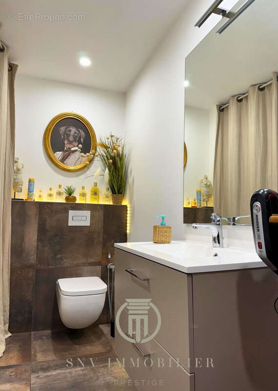 Appartement à MONTCEAU-LES-MINES