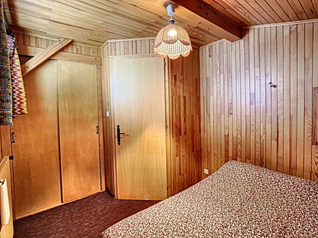 Chalet de 150 m2   Opportunité de rénovation   Les Gets - photo 11