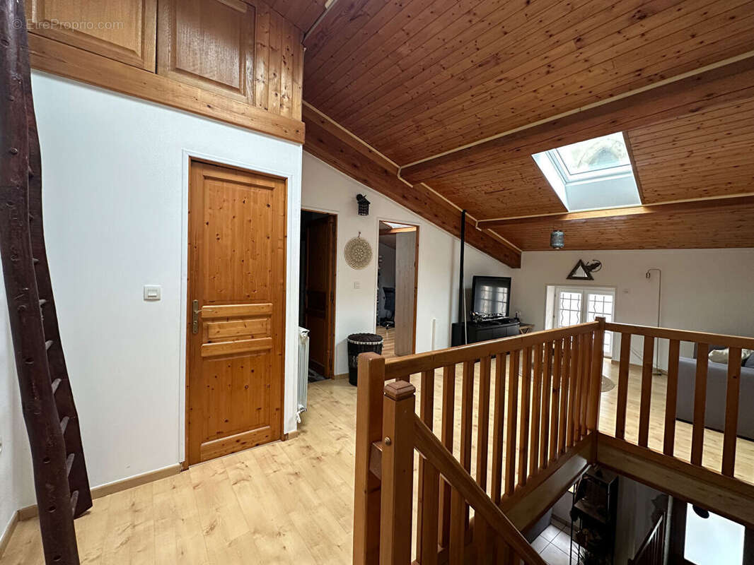 Maison à CORNAS