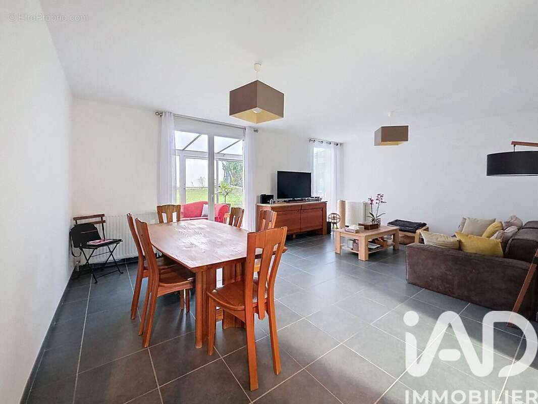 Photo 2 - Maison à MANTES-LA-VILLE