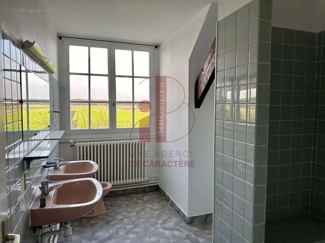 Maison à SAINT-MARTIN-EN-BIERE