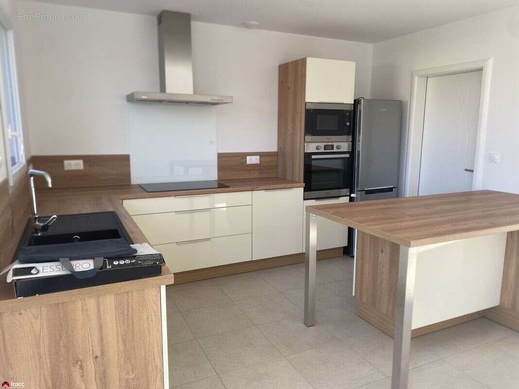 Maison 89 m² à La Bretonniere-La-Claye  - photo 3