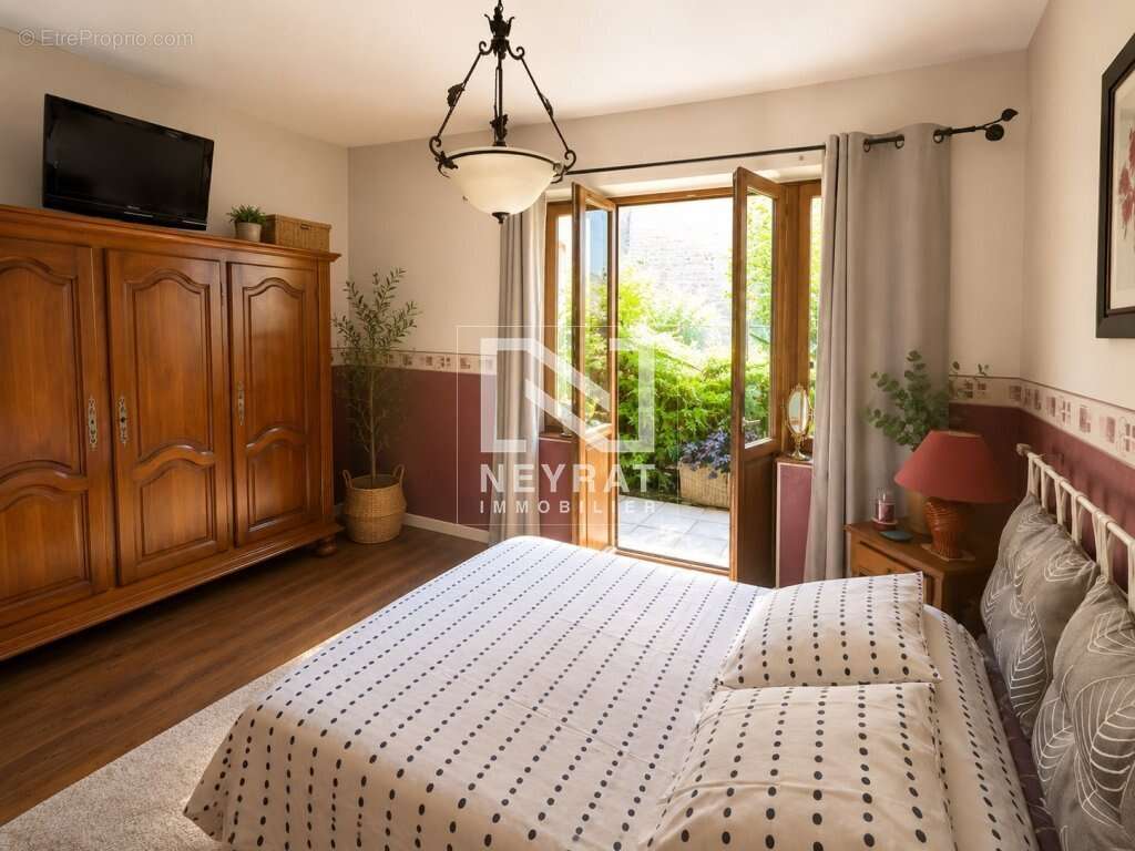 Authentique maison en pierres avec piscine - photo 12