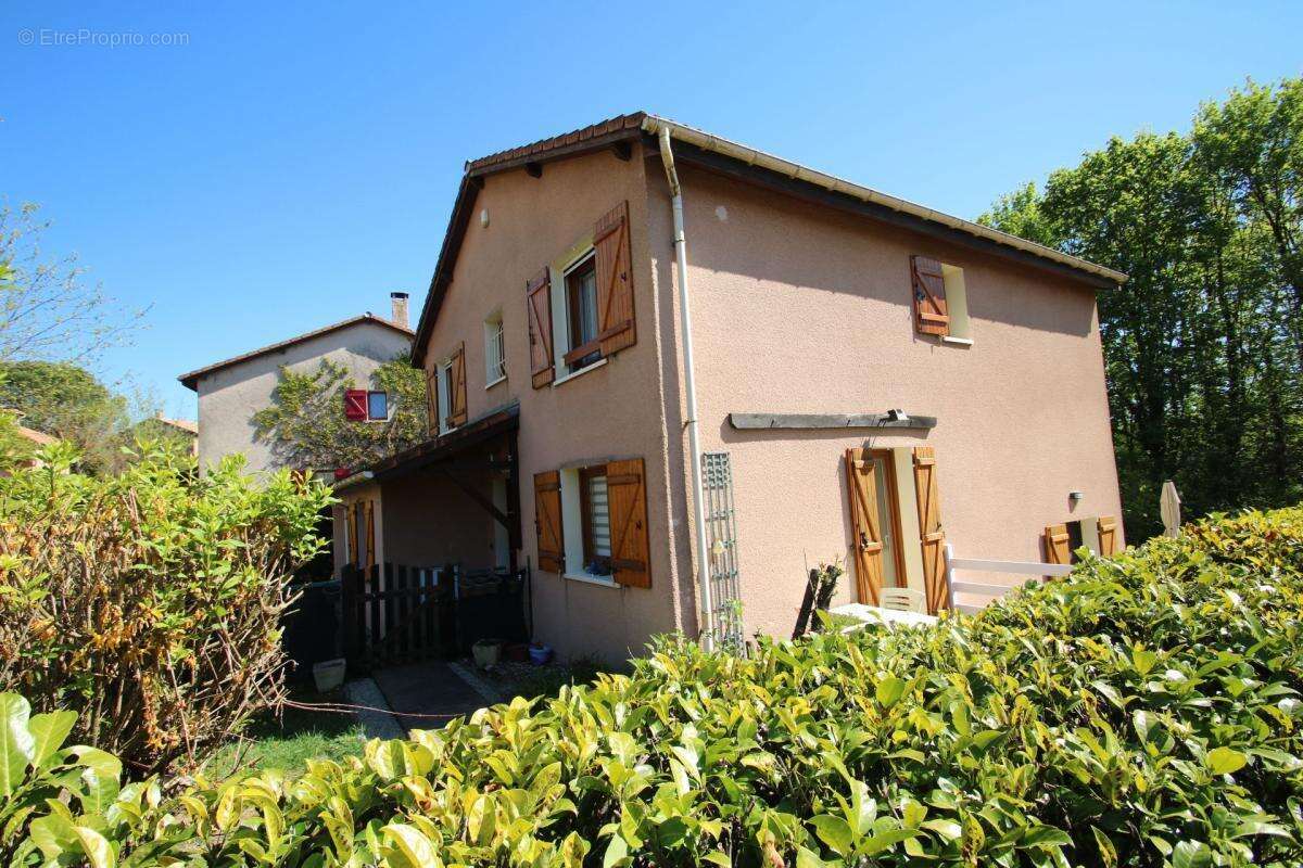 Maison à VAULX-MILIEU