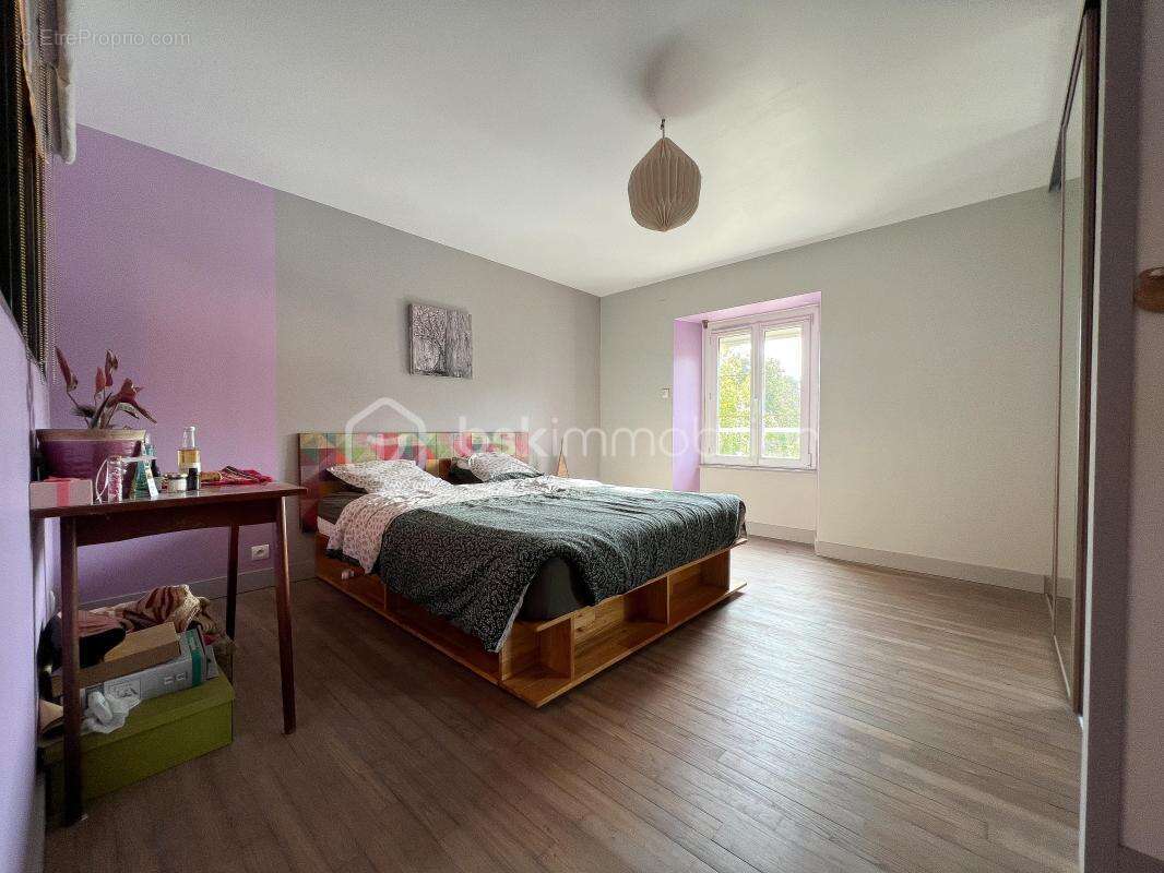 Maison à LA CHAPELLE-NEUVE